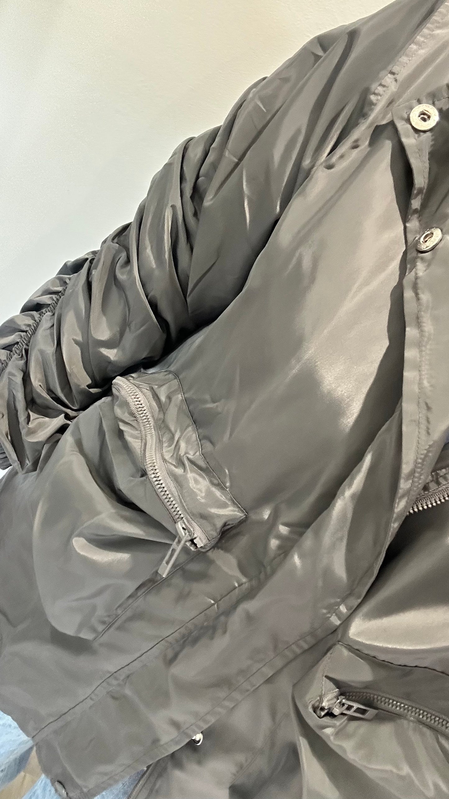 CHARCOAL GREY SHOWERPROOF RAINCOAT