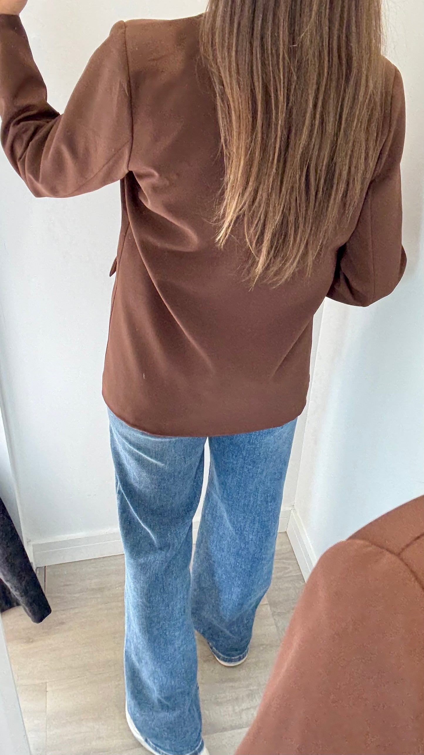 CHOCOLATE BLAZER