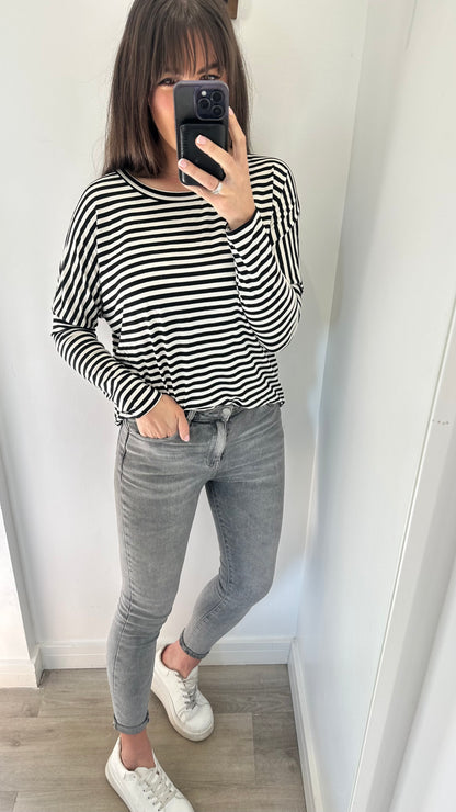 BLACK AND WHITE BRETON STRIPE BATWING TOP