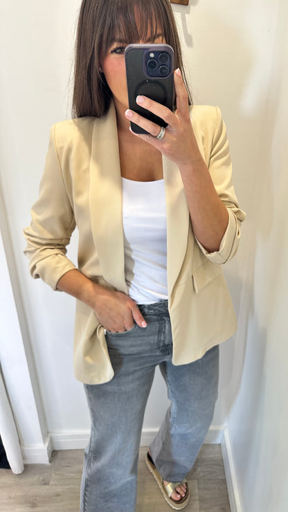 NUDE RUCHED SLEEVE BLAZER