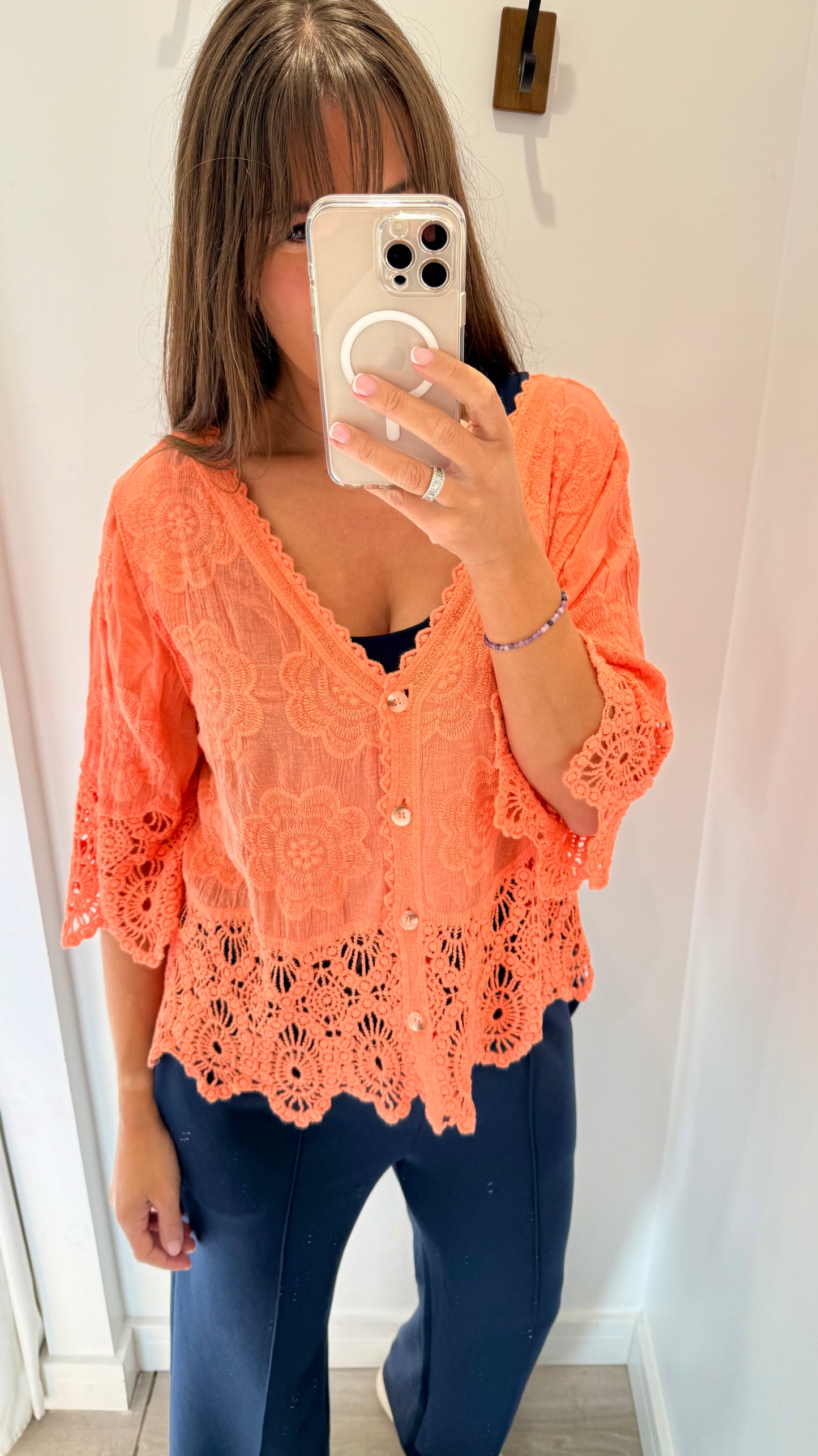 CORAL FLORAL APPLIQUE V NECK TOP