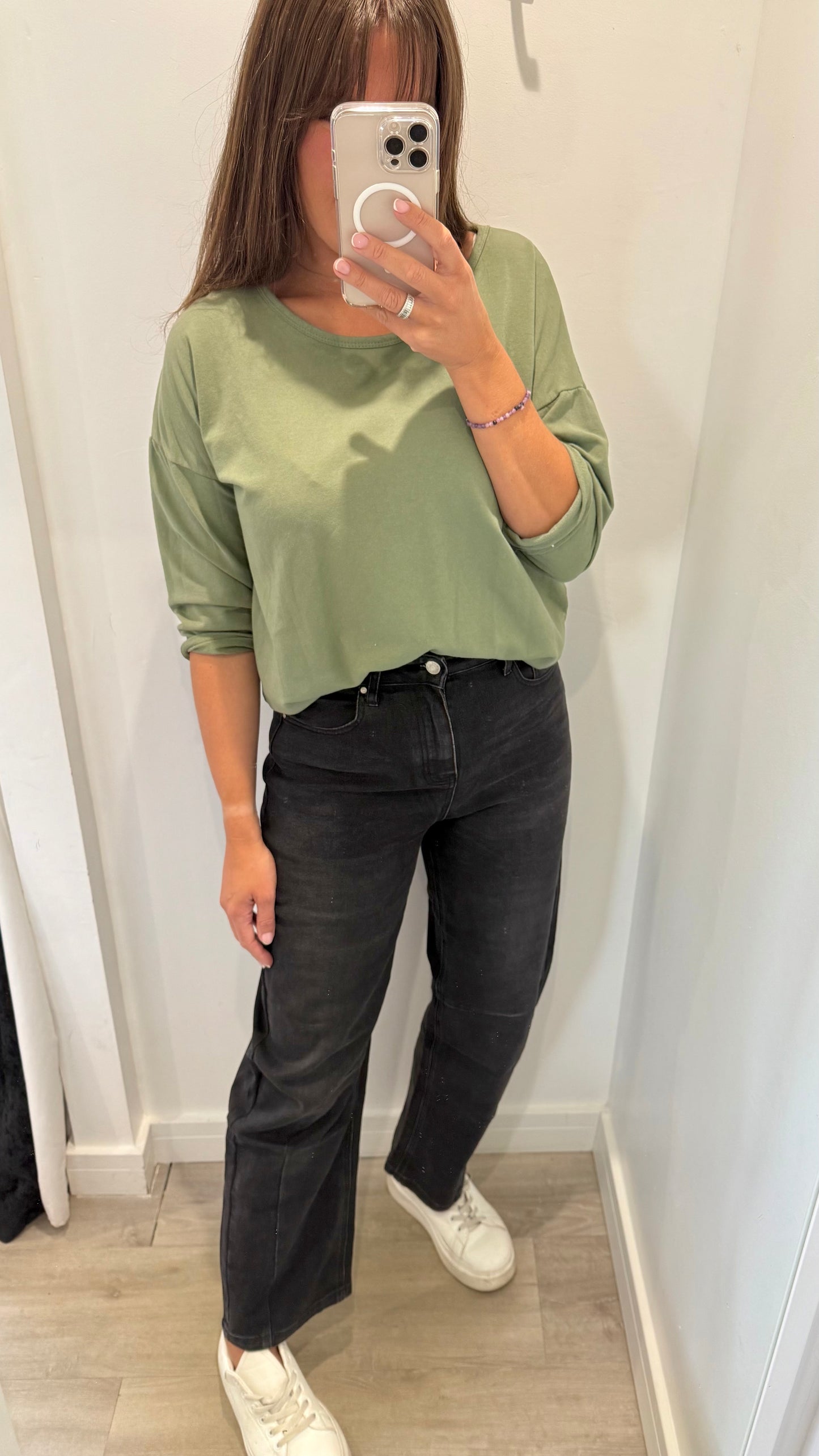 BLACK BALLOON BARREL-LEG MOM JEANS