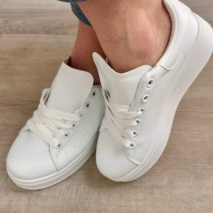 WHITE PLATFORM TRAINERS