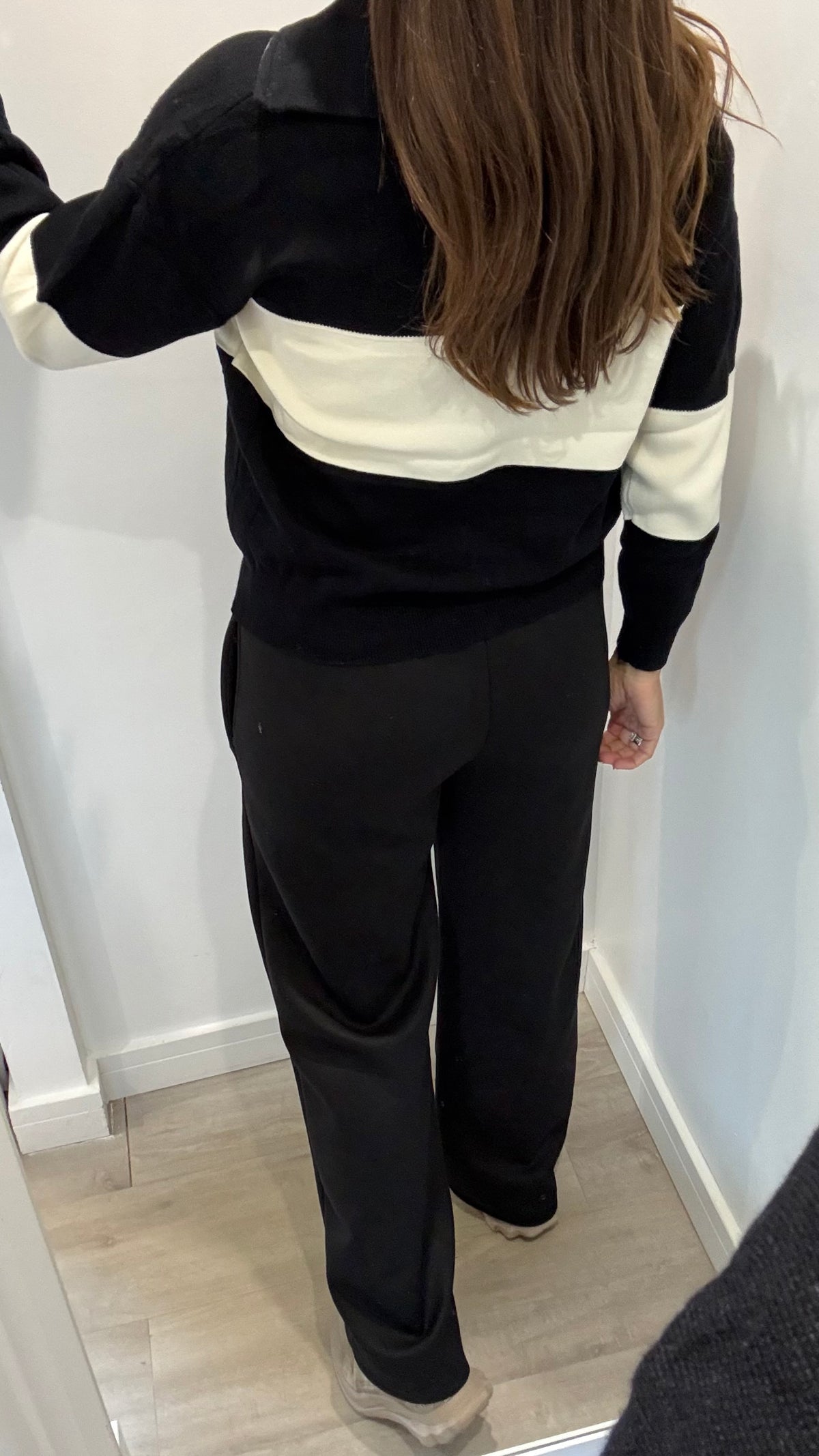 BLACK BROOKLYN FINE KNIT TOP