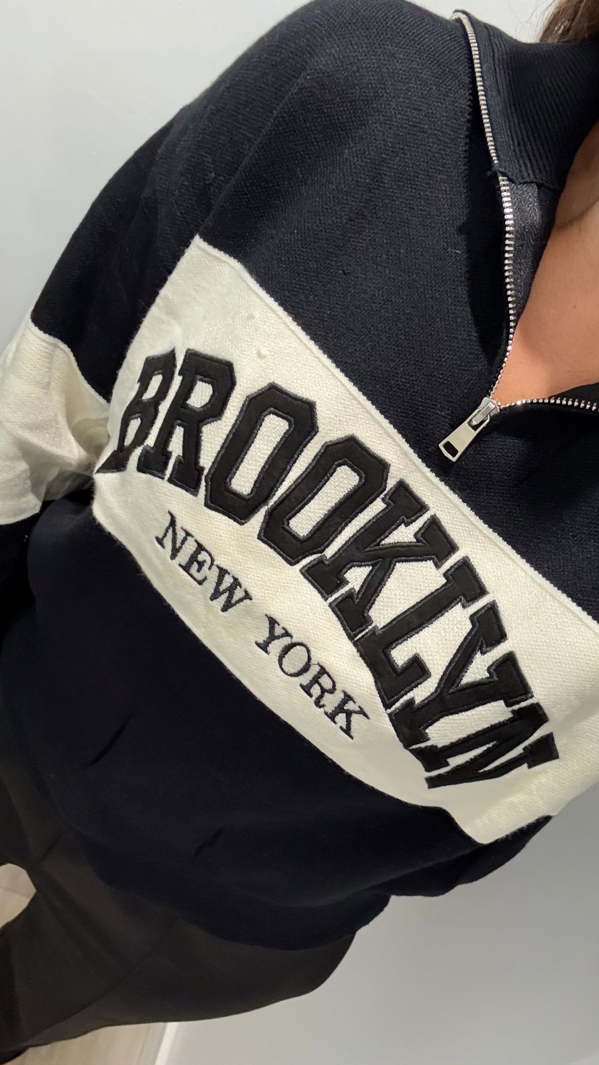 BLACK BROOKLYN FINE KNIT TOP
