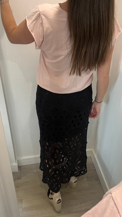 BLACK CROCHET ELASTICATED WAIST SKIRT