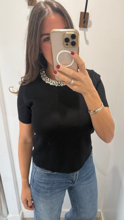 BLACK JEWEL NECK FINE KNIT TOP