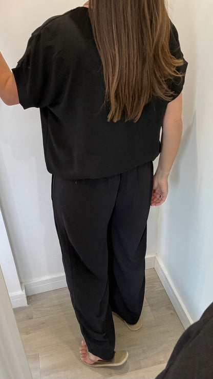 BLACK LIGHTWEIGHT DRAWSTRING TROUSERS