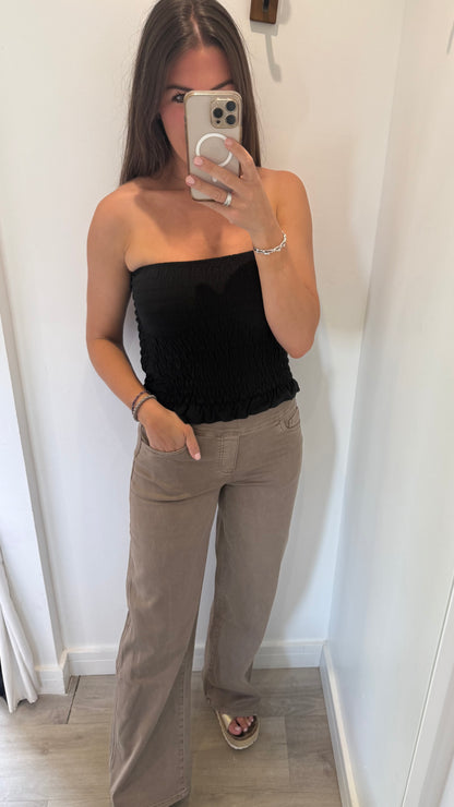 BLACK SHIRRED BOOB TUBE