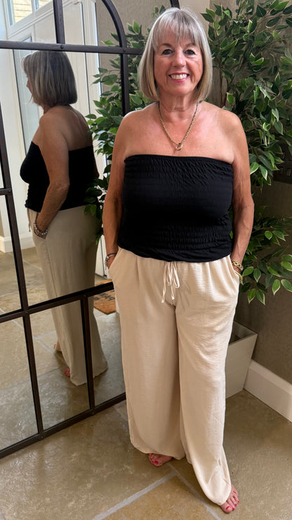 BLACK SHIRRED BOOB TUBE