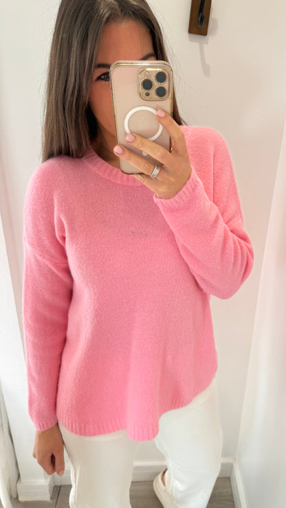 BRIGHT PINK LIGHTWEIGHT ROUND NECK KNIT