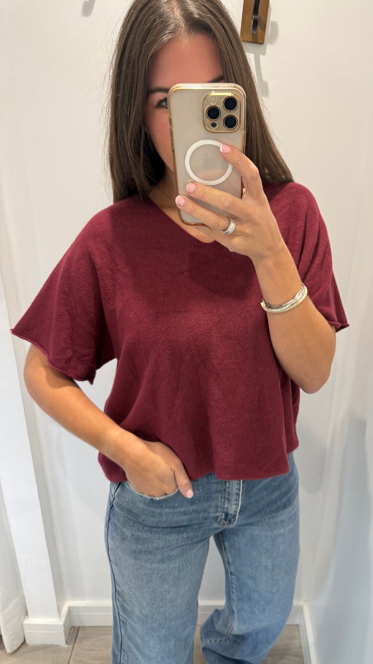 BURGUNDY V-NECK SHORT SLEEVE KNIT