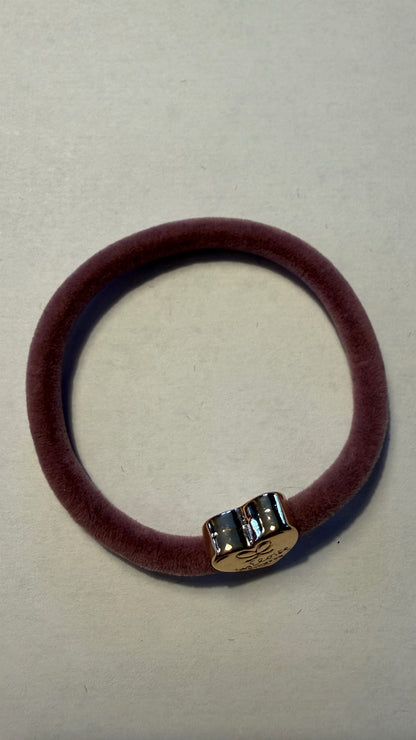 BYELOISE CHAMPAGNE PINK BANGLE BAND WITH GOLD HEART CHARM
