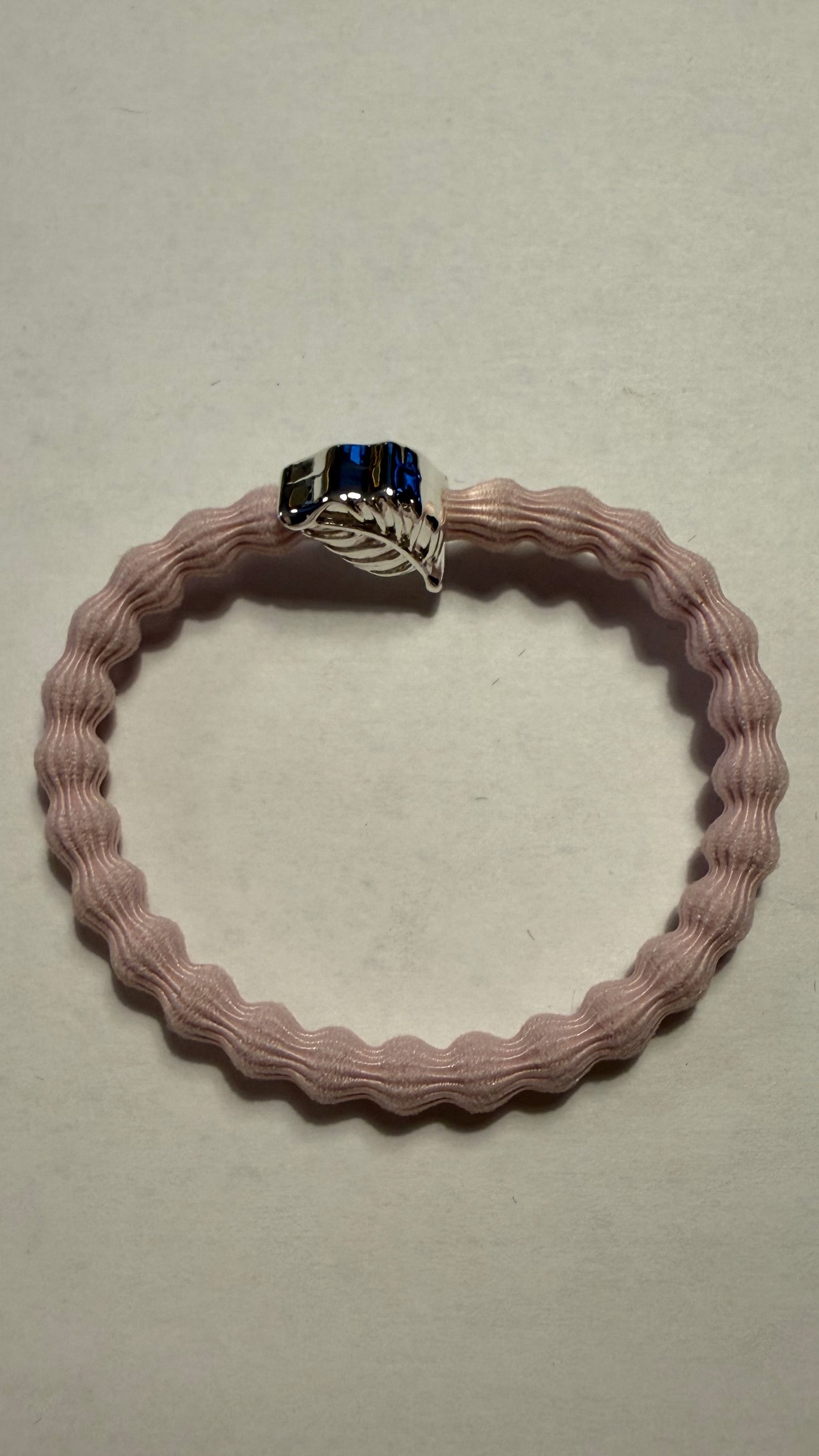 BYELOISE SOFT PINK BANGLE BAND WITH SILVER LEAF CHARM
