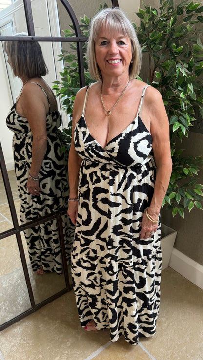 BLACK ABSTRACT MAXI DRESS
