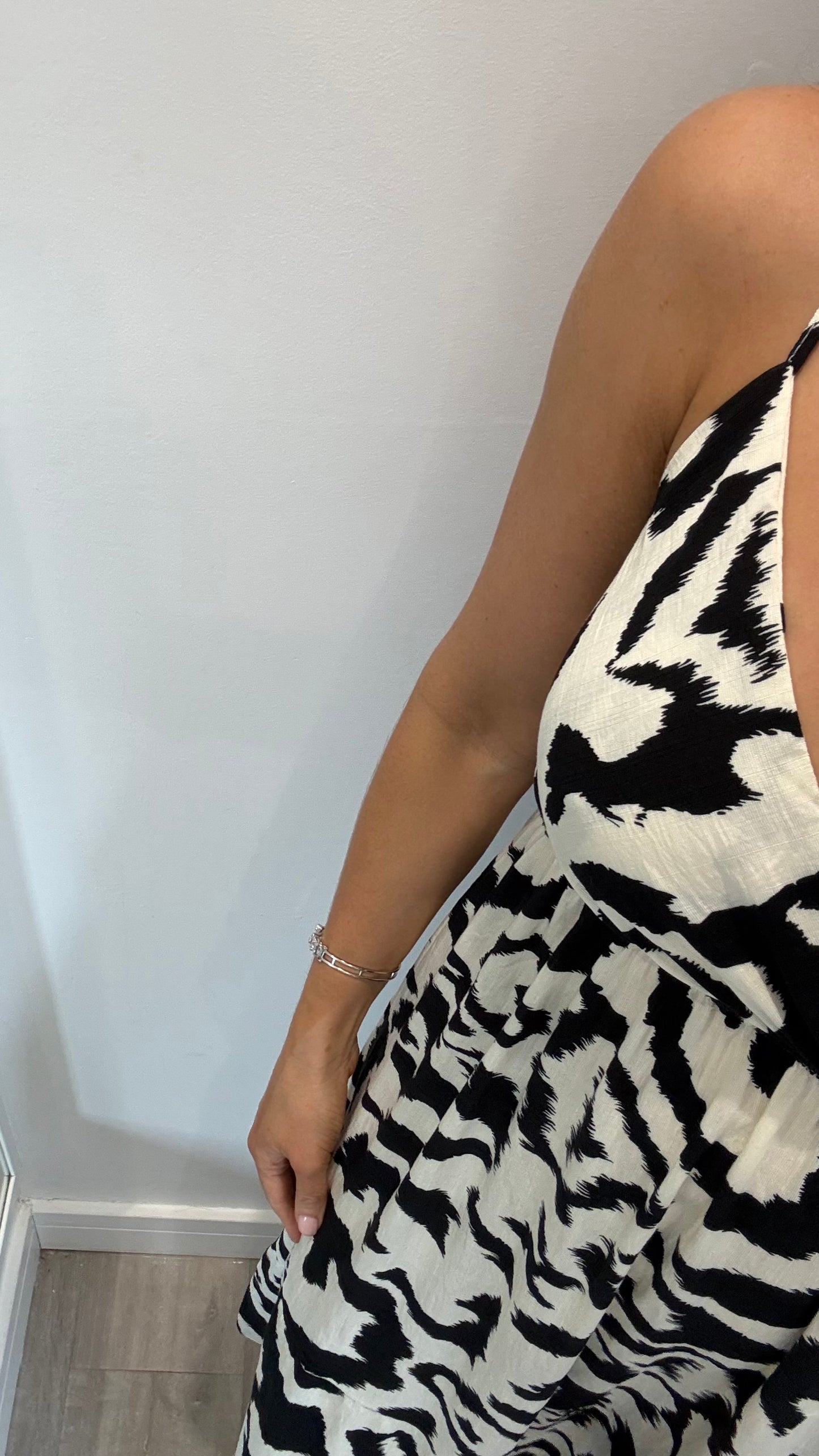 BLACK ABSTRACT MAXI DRESS