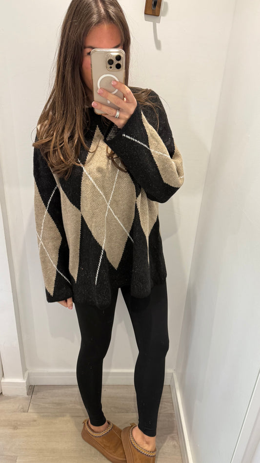BLACK ARGYLE CHEVRON LONGLINE KNIT JUMPER