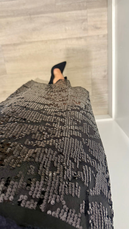 BLACK SEQUIN MIDI SKIRT