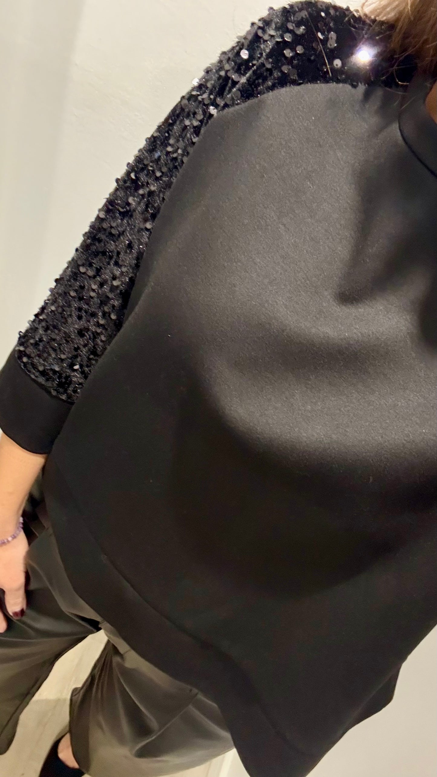 BLACK SEQUIN SLEEVE SWEAT TOP