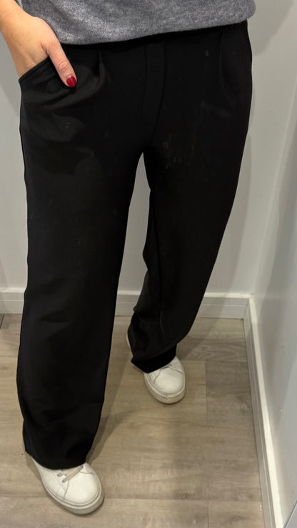 BLACK TAILORED STRETCHY SMART PULL-ON TROUSERS