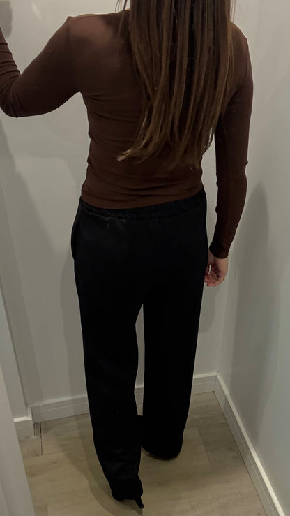 BLACK STRAIGHT LEG TROUSERS