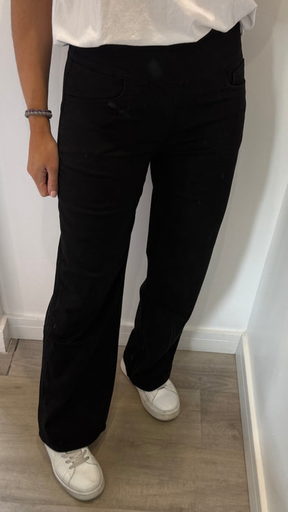 BLACK TOCADO JEANS (STRAIGHT LEG)