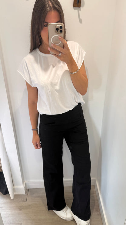 BLACK TOCADO JEANS (STRAIGHT LEG)