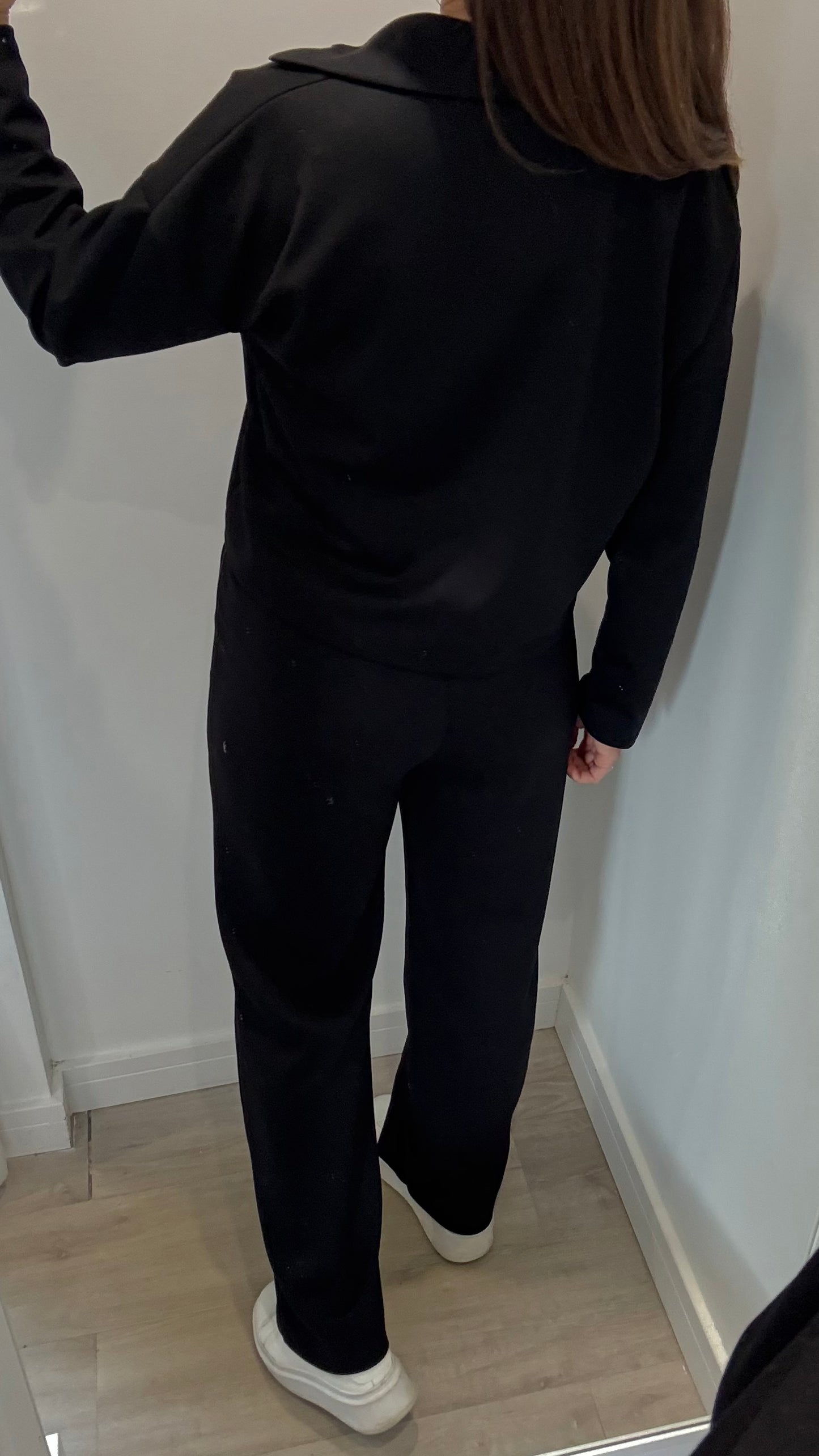 BLACK TWO PIECE LOUNGE SET