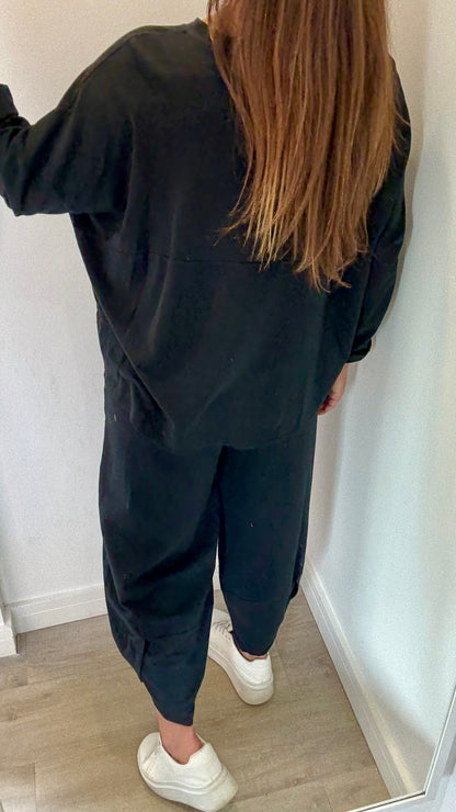 BLACK NATURAL LOUNGE SET - BARREL BOTTOMS & SCOOP HEM TOP