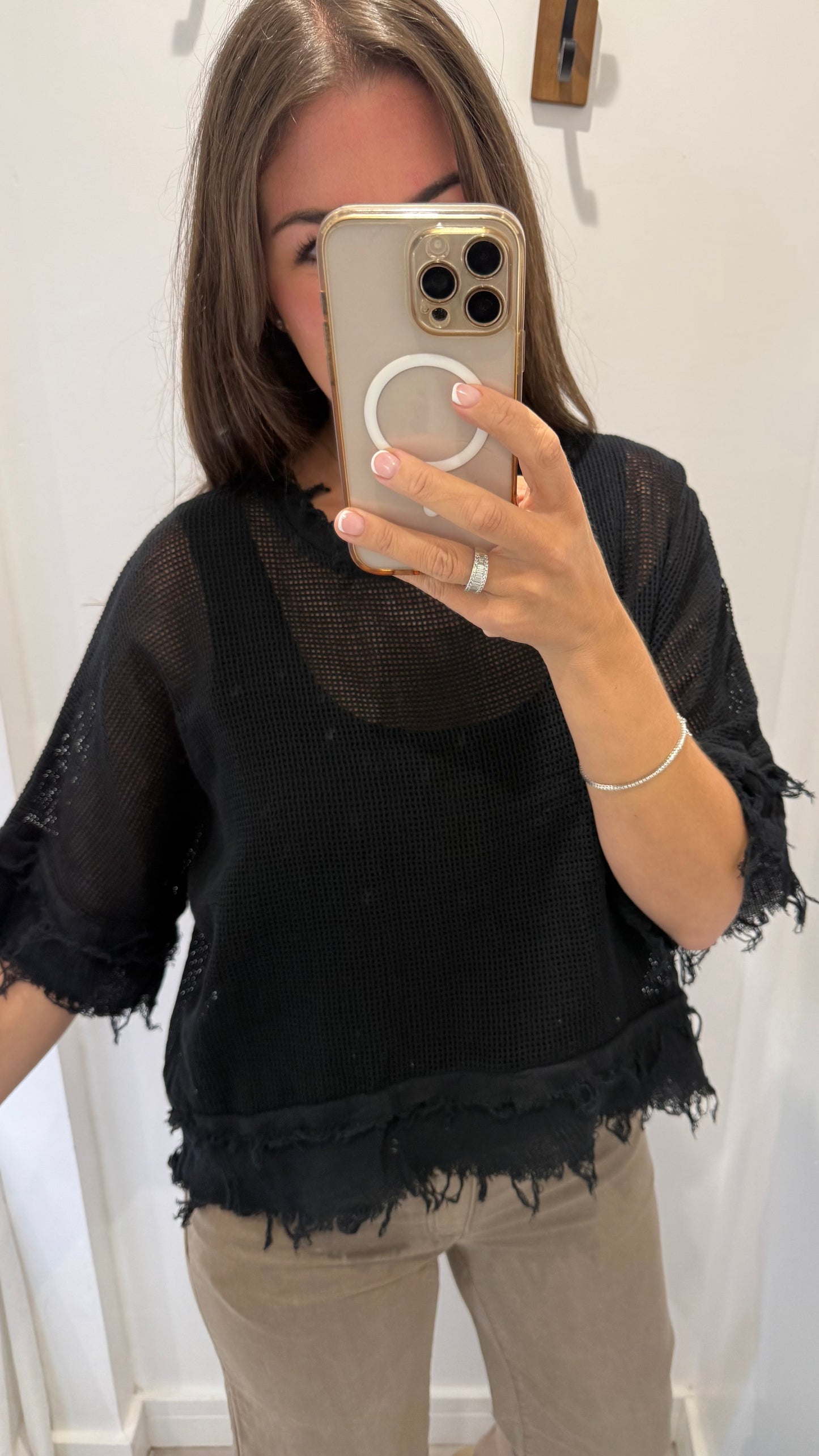 RAW EDGE WAFFLE TOP – BLACK