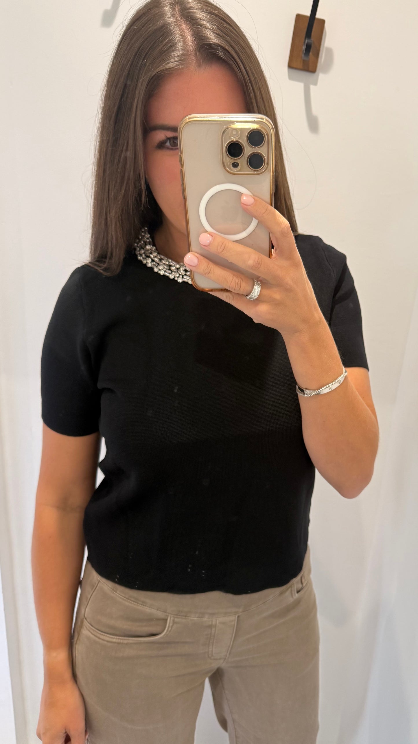 BLACK JEWEL NECK FINE KNIT TOP