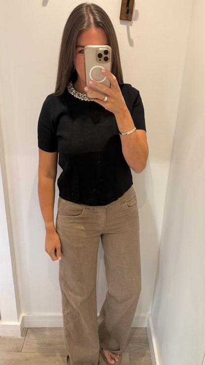 BLACK JEWEL NECK FINE KNIT TOP