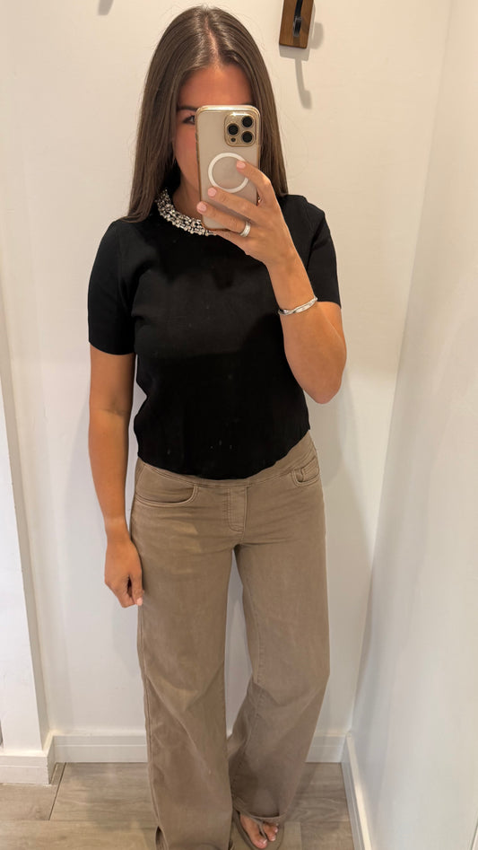 BLACK JEWEL NECK FINE KNIT TOP