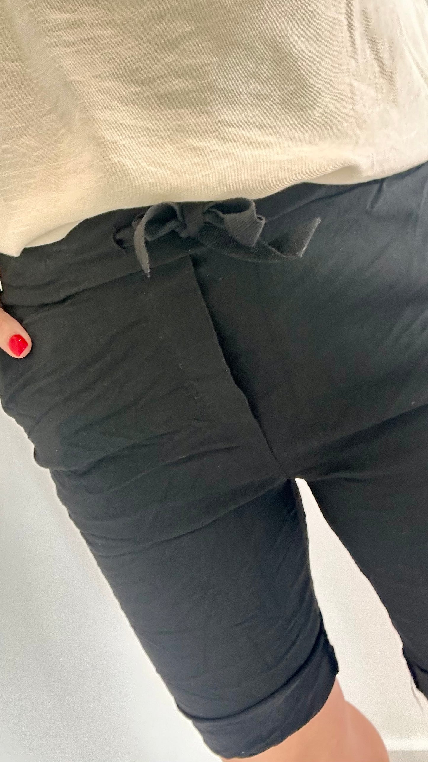 BLACK MAGIC SHORTS