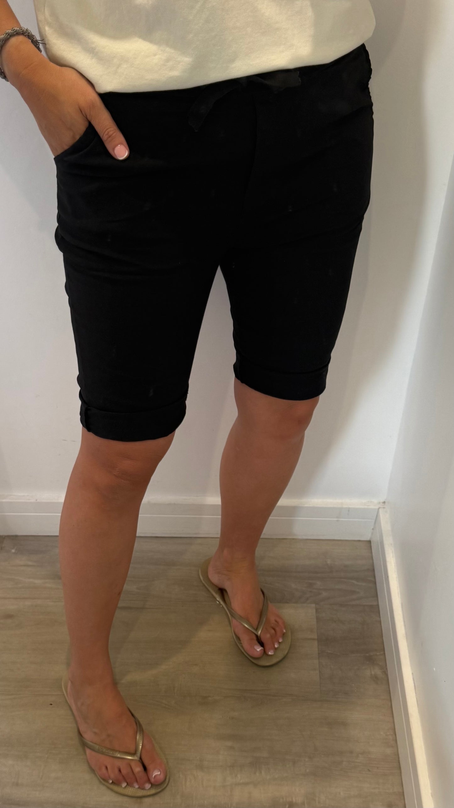 BLACK MAGIC SHORTS