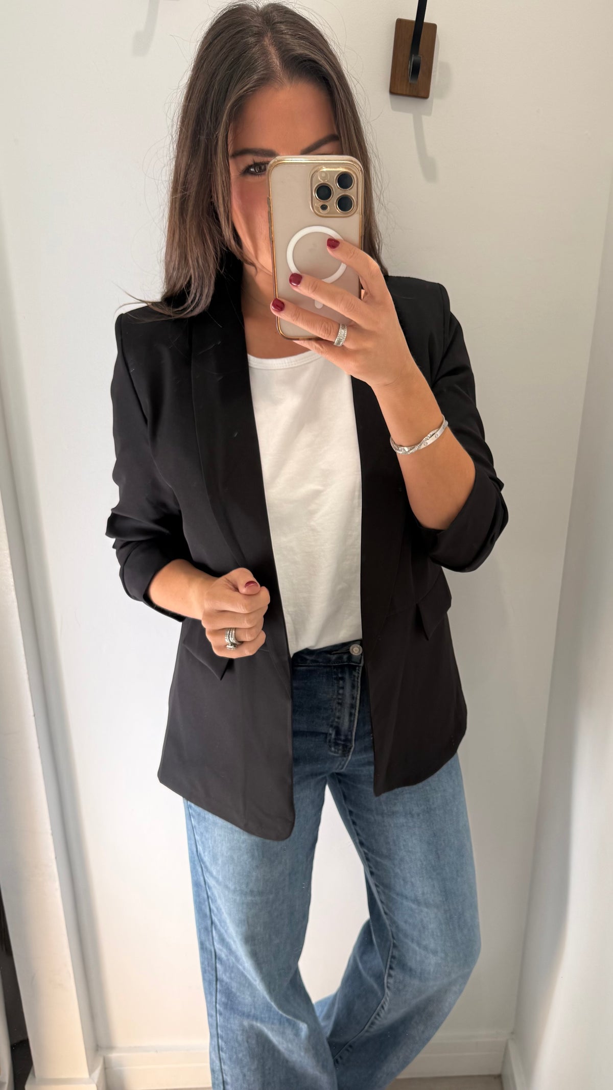 BLACK RUCHED SLEEVE BLAZER