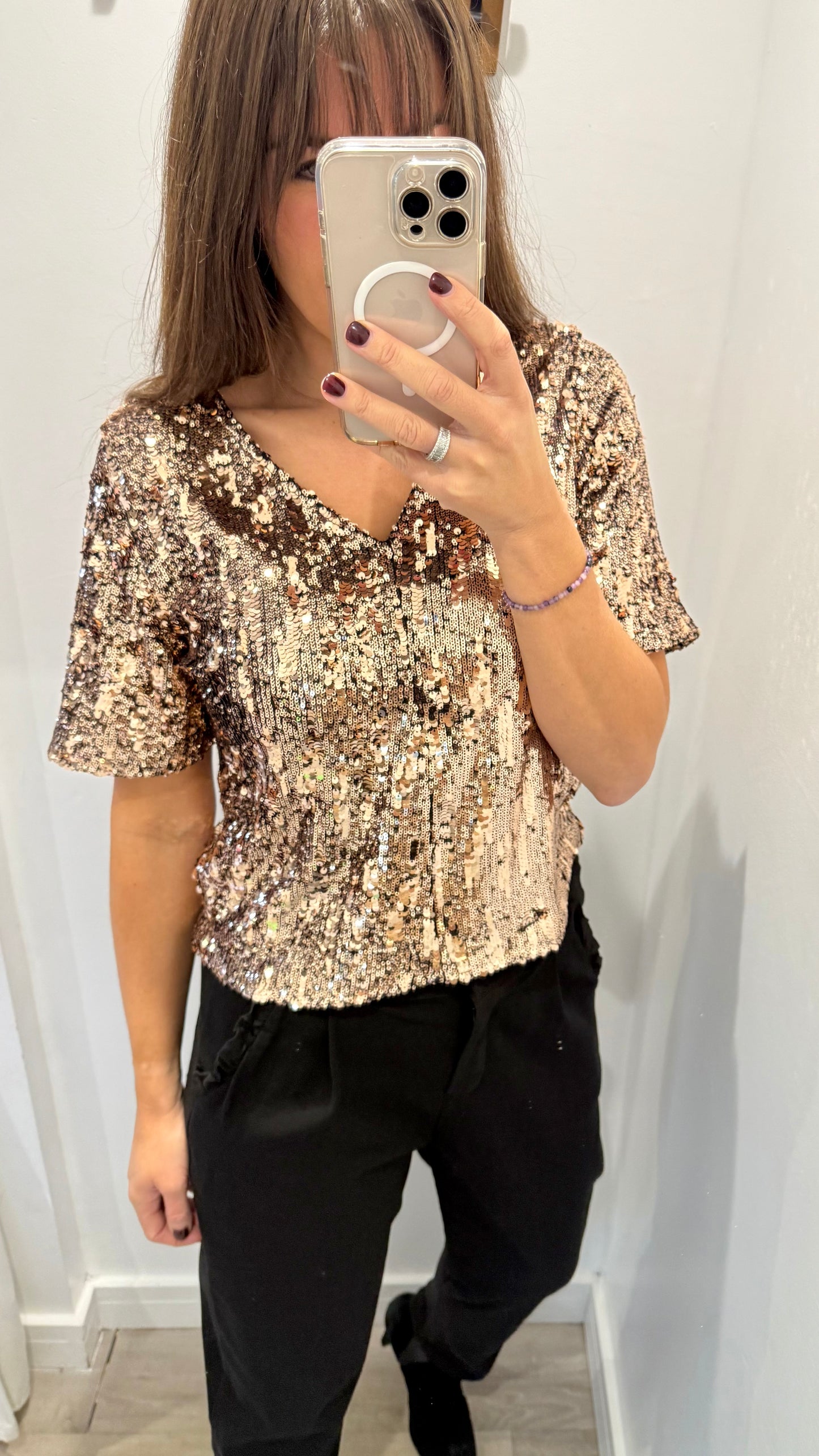 BRONZE SEQUIN V NECK SHORT SLEEVE TOP