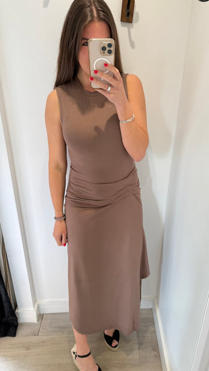 BROWN RUCHED MIDI DRESS