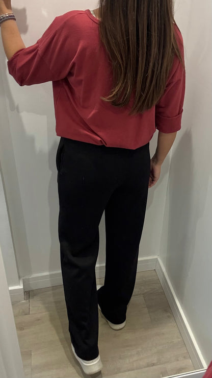 BURGUNDY ROLL SLEEVE SWEAT