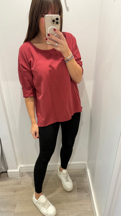 BURGUNDY ROLL SLEEVE SWEAT