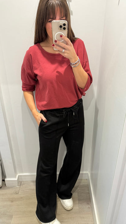 BURGUNDY ROLL SLEEVE SWEAT