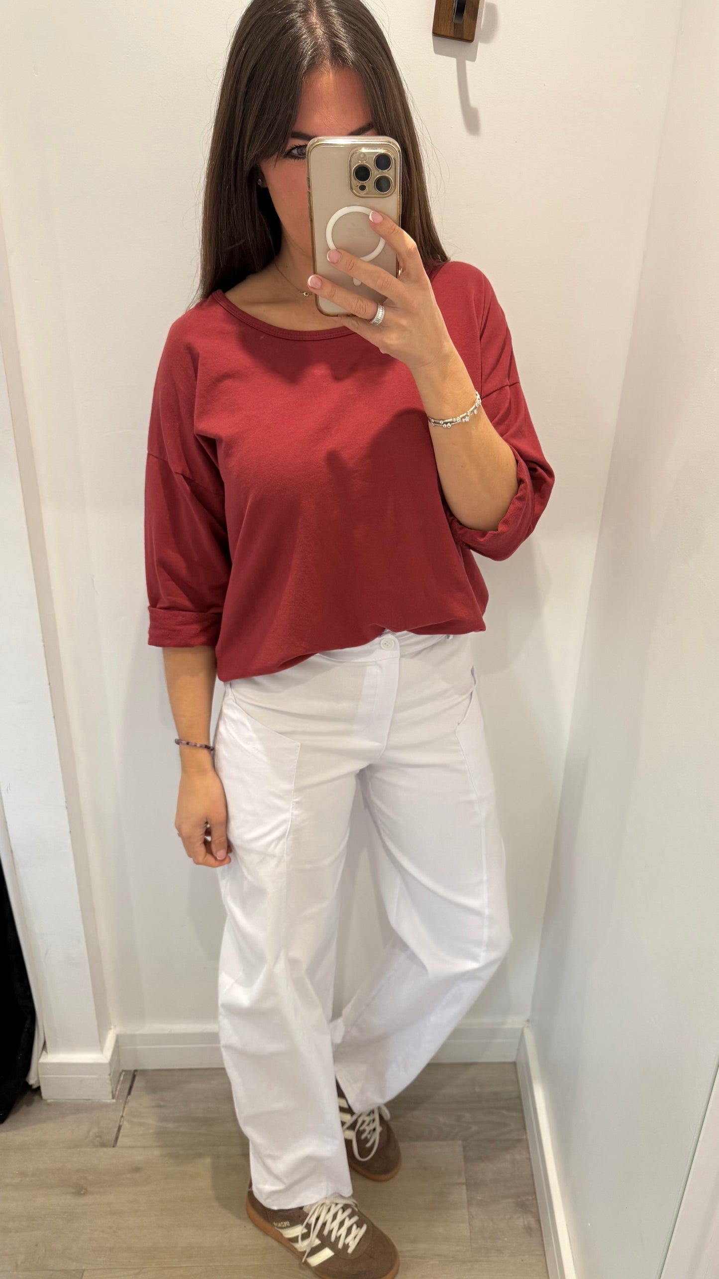 BURGUNDY ROLL SLEEVE SWEAT