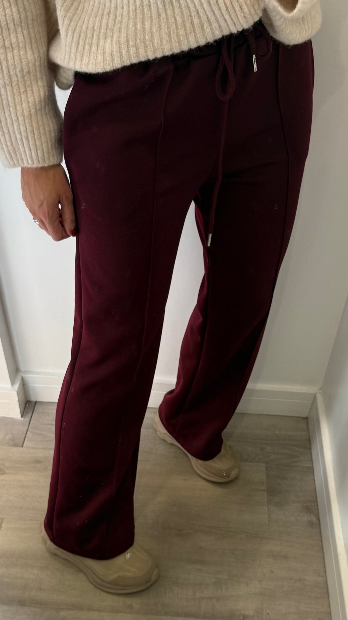 BURGUNDY STRAIGHT LEG DRAWSTRING TROUSERS