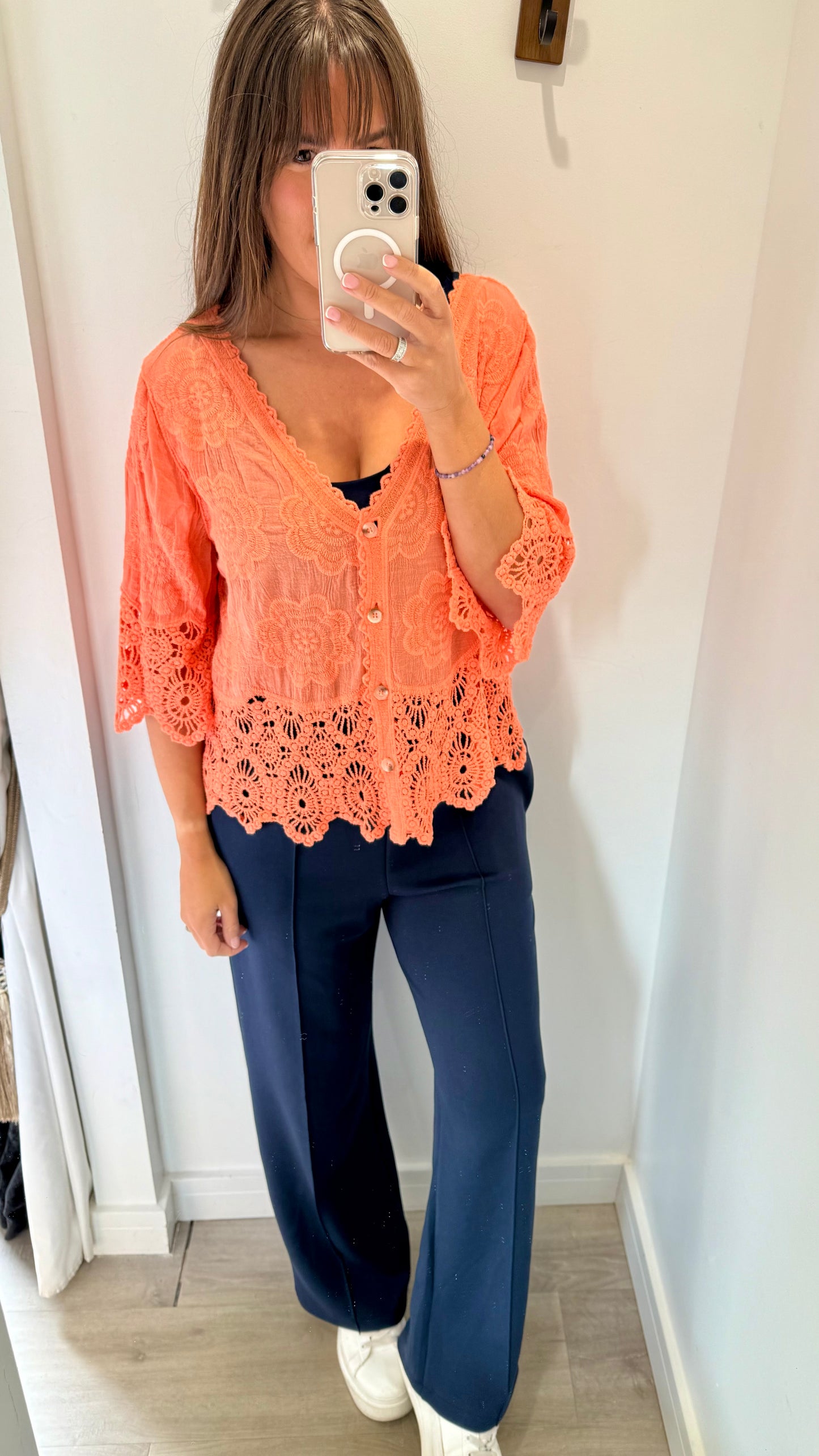 CORAL FLORAL APPLIQUE V NECK TOP