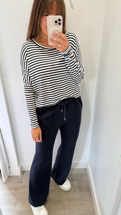NAVY AND WHITE BRETON STRIPE BATWING TOP