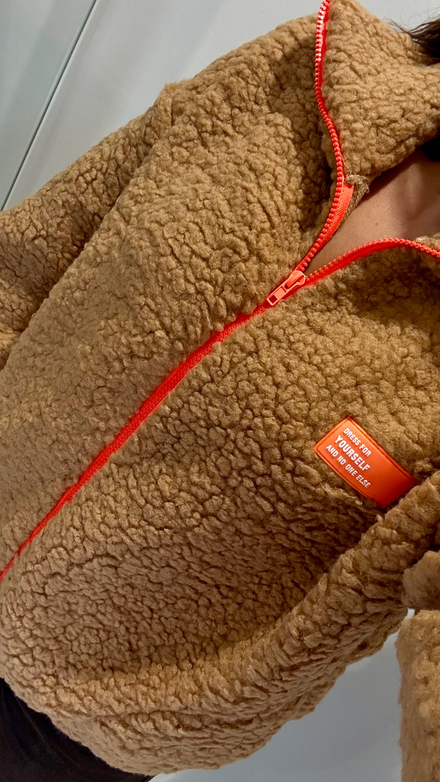 CAMEL BORG FLEECE JACKET WITH ORANGE ZIP