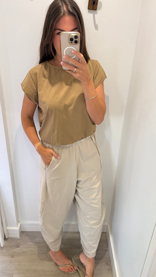 CAMEL EVERYDAY CAP SLEEVE TEE
