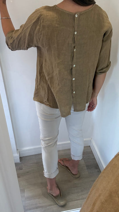 LINEN BUTTON BACK FLOATY TOP – WARM CAMEL