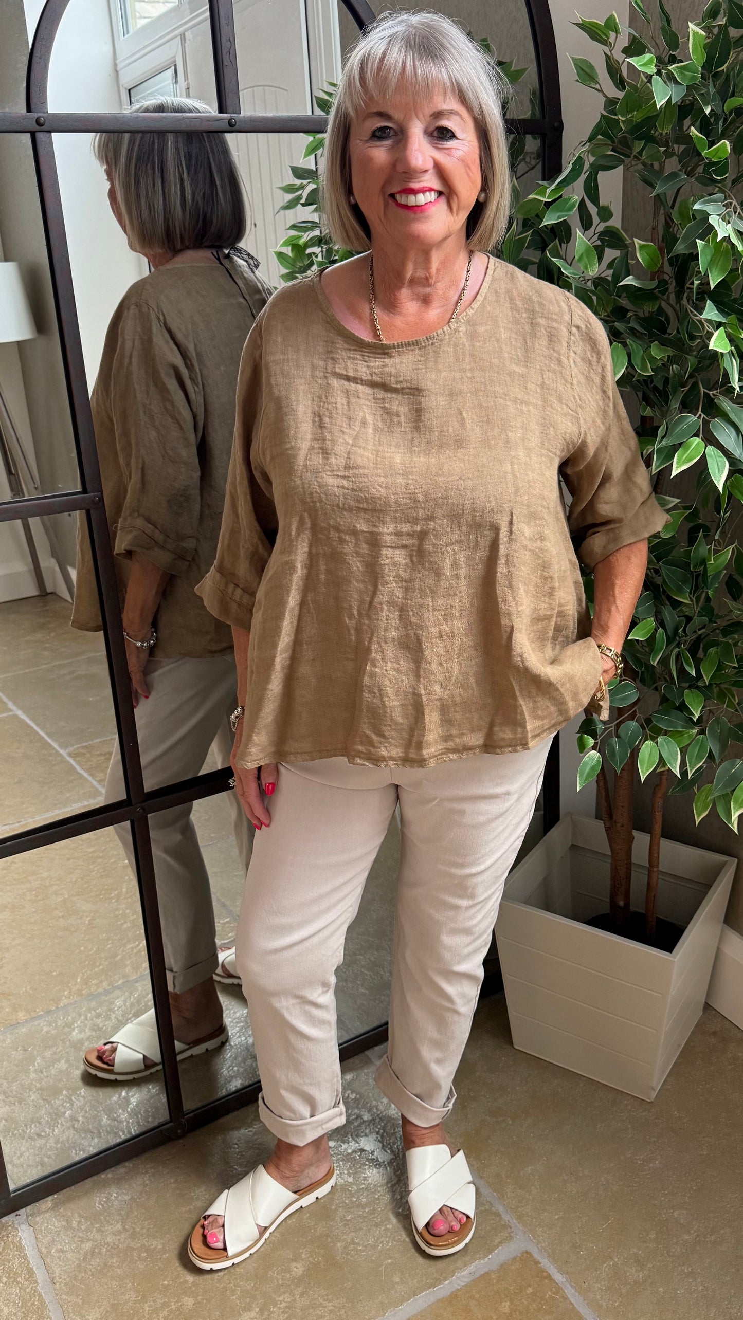 LINEN BUTTON BACK FLOATY TOP – WARM CAMEL