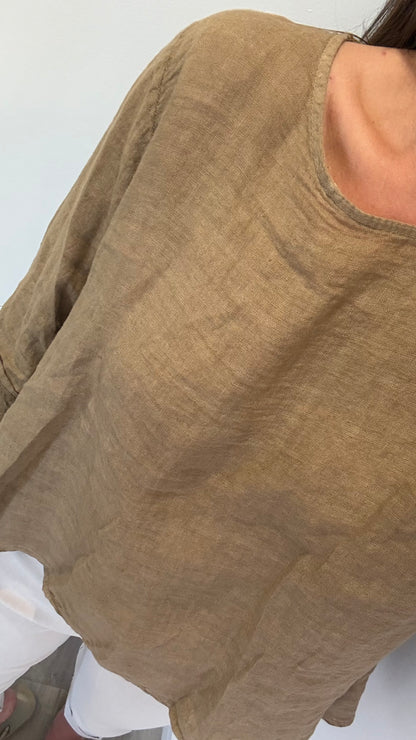 LINEN BUTTON BACK FLOATY TOP – WARM CAMEL